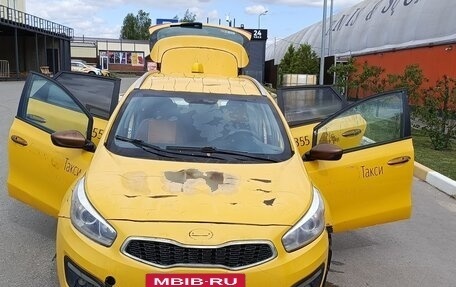 KIA cee'd III, 2017 год, 700 000 рублей, 12 фотография
