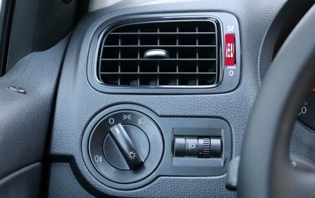 Volkswagen Polo VI (EU Market), 2017 год, 1 199 000 рублей, 10 фотография