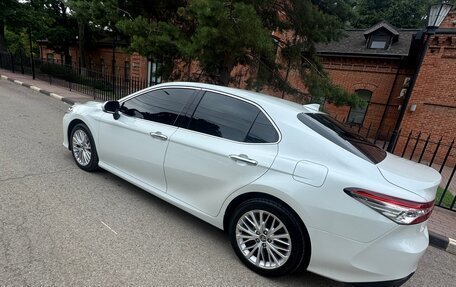 Toyota Camry, 2019 год, 2 750 000 рублей, 6 фотография
