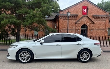 Toyota Camry, 2019 год, 2 750 000 рублей, 8 фотография