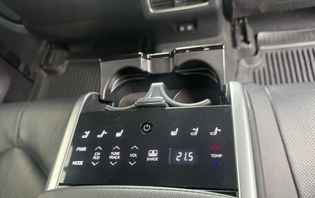 Toyota Camry, 2019 год, 2 750 000 рублей, 16 фотография