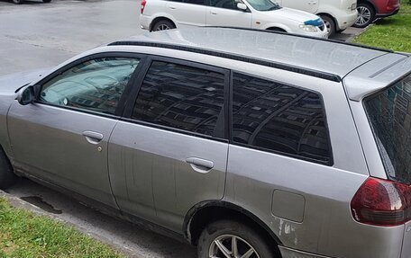 Nissan Wingroad III, 2000 год, 300 000 рублей, 2 фотография