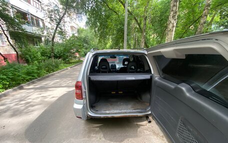 Toyota RAV4, 2003 год, 700 000 рублей, 5 фотография