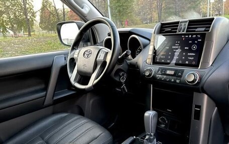 Toyota Land Cruiser Prado 150 рестайлинг 2, 2012 год, 3 150 000 рублей, 8 фотография