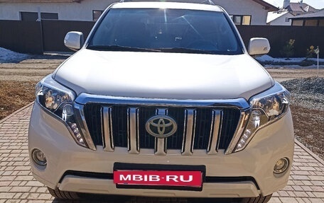Toyota Land Cruiser Prado 150 рестайлинг 2, 2012 год, 3 150 000 рублей, 2 фотография