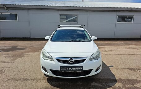 Opel Astra J, 2011 год, 549 000 рублей, 2 фотография