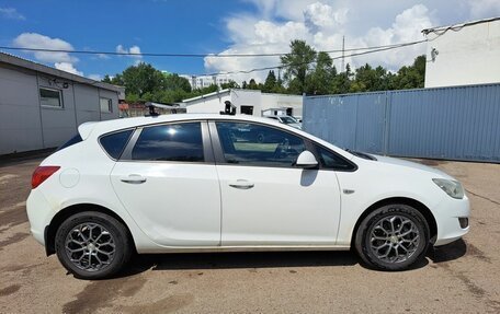 Opel Astra J, 2011 год, 549 000 рублей, 5 фотография