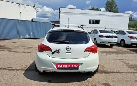 Opel Astra J, 2011 год, 549 000 рублей, 7 фотография