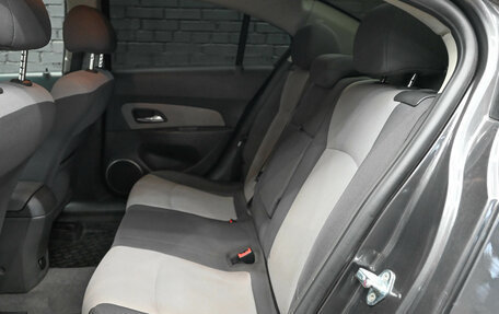 Chevrolet Cruze II, 2010 год, 890 000 рублей, 16 фотография