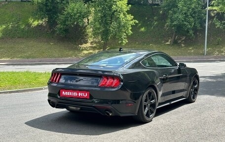 Ford Mustang VI рестайлинг, 2020 год, 2 100 000 рублей, 5 фотография