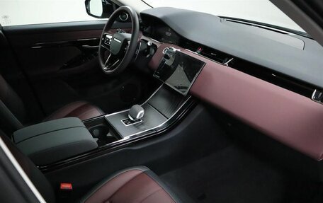 Land Rover Range Rover Evoque II, 2025 год, 6 850 000 рублей, 10 фотография