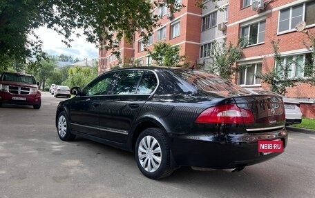 Skoda Superb III рестайлинг, 2010 год, 695 000 рублей, 4 фотография