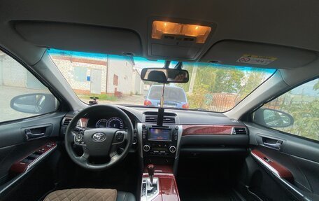 Toyota Camry, 2014 год, 1 450 000 рублей, 10 фотография