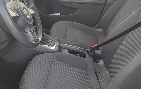 Volkswagen Jetta VI, 2013 год, 1 050 000 рублей, 3 фотография