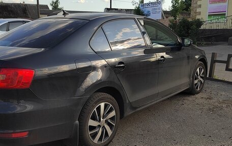 Volkswagen Jetta VI, 2013 год, 1 050 000 рублей, 8 фотография