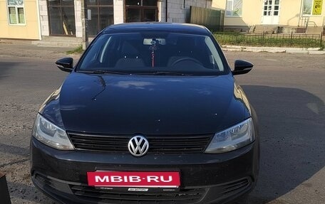 Volkswagen Jetta VI, 2013 год, 1 050 000 рублей, 6 фотография