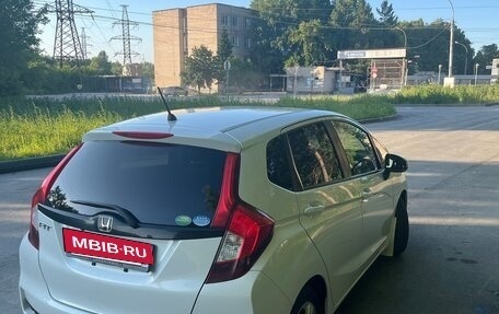 Honda Fit III, 2019 год, 1 365 000 рублей, 3 фотография