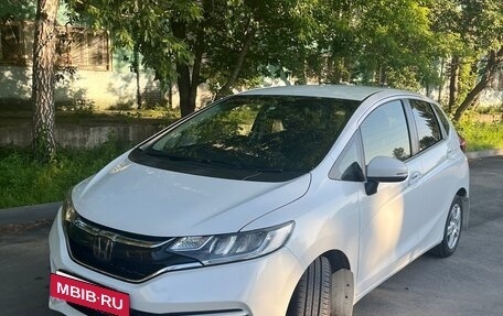 Honda Fit III, 2019 год, 1 365 000 рублей, 7 фотография