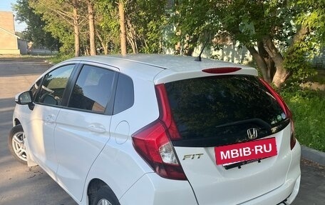 Honda Fit III, 2019 год, 1 365 000 рублей, 5 фотография