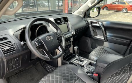 Toyota Land Cruiser Prado 150 рестайлинг 2, 2011 год, 2 820 000 рублей, 7 фотография