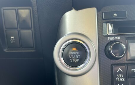 Toyota Land Cruiser Prado 150 рестайлинг 2, 2011 год, 2 820 000 рублей, 14 фотография