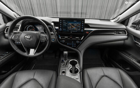 Toyota Camry, 2021 год, 3 340 000 рублей, 9 фотография