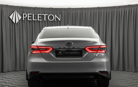 Toyota Camry, 2021 год, 3 340 000 рублей, 5 фотография