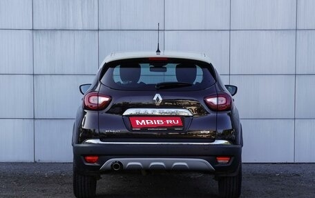Renault Kaptur I рестайлинг, 2016 год, 1 390 000 рублей, 4 фотография