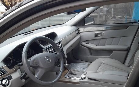 Mercedes-Benz E-Класс, 2009 год, 902 952 рублей, 5 фотография