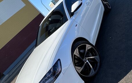 Audi A6, 2012 год, 1 950 000 рублей, 17 фотография