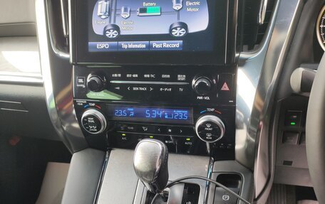 Toyota Alphard III, 2018 год, 4 700 000 рублей, 8 фотография