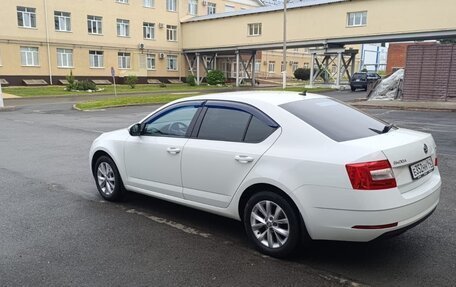 Skoda Octavia, 2018 год, 2 000 000 рублей, 3 фотография