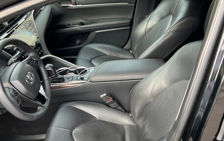 Toyota Camry, 2018 год, 2 300 000 рублей, 5 фотография