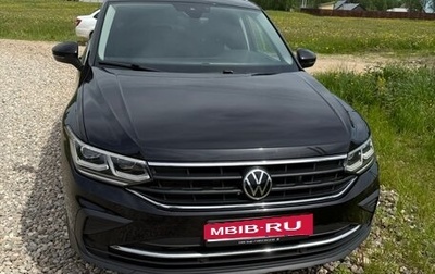 Volkswagen Tiguan II, 2021 год, 3 300 000 рублей, 1 фотография