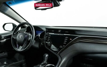 Toyota Camry, 2020 год, 3 282 588 рублей, 9 фотография