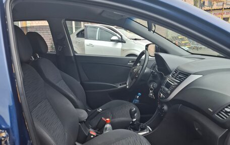 Hyundai Solaris II рестайлинг, 2014 год, 556 000 рублей, 12 фотография