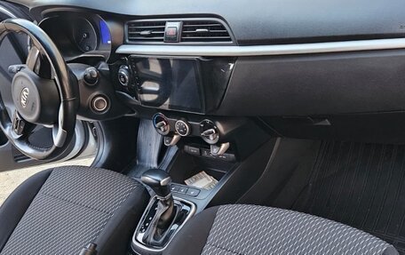 KIA Rio IV, 2018 год, 1 400 000 рублей, 12 фотография