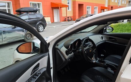Chevrolet Cruze II, 2012 год, 650 000 рублей, 9 фотография