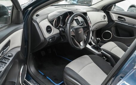 Chevrolet Cruze II, 2011 год, 699 000 рублей, 6 фотография
