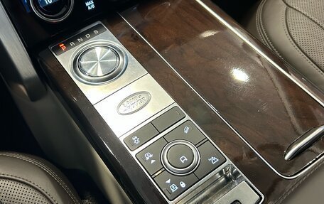 Land Rover Range Rover IV рестайлинг, 2019 год, 7 850 000 рублей, 12 фотография