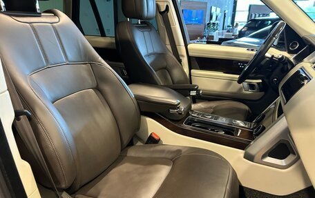 Land Rover Range Rover IV рестайлинг, 2019 год, 7 850 000 рублей, 24 фотография