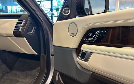 Land Rover Range Rover IV рестайлинг, 2019 год, 7 850 000 рублей, 23 фотография