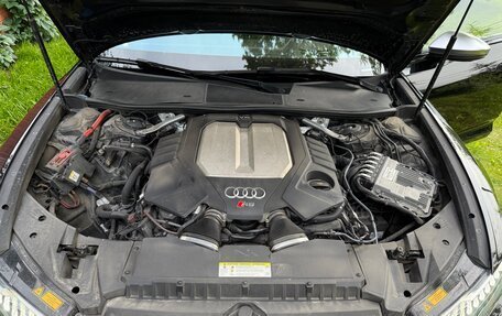 Audi RS 6, 2020 год, 12 999 999 рублей, 4 фотография