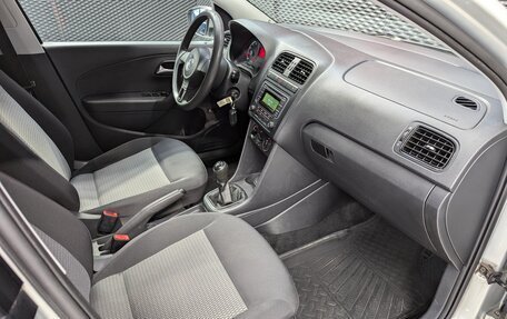 Volkswagen Polo VI (EU Market), 2014 год, 800 000 рублей, 22 фотография