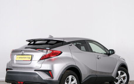 Toyota C-HR I рестайлинг, 2018 год, 1 999 000 рублей, 7 фотография