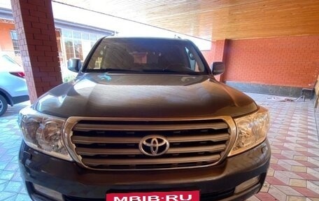 Toyota Land Cruiser 200, 2010 год, 3 400 000 рублей, 4 фотография