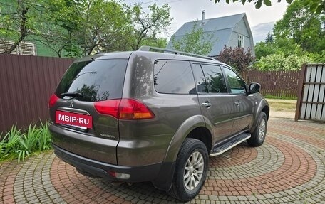 Mitsubishi Pajero Sport II рестайлинг, 2012 год, 1 900 000 рублей, 2 фотография