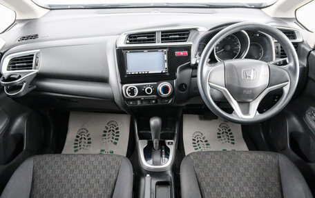 Honda Fit III, 2015 год, 879 000 рублей, 11 фотография