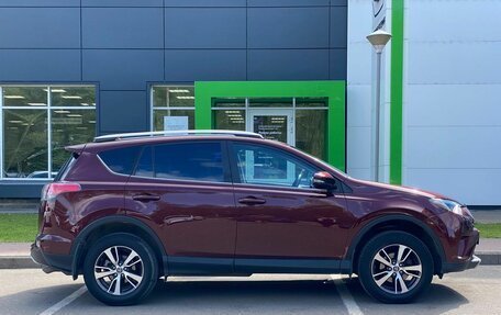 Toyota RAV4, 2017 год, 2 300 000 рублей, 4 фотография