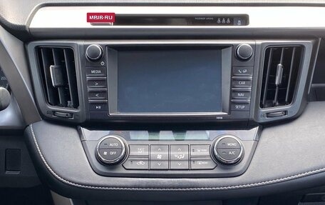 Toyota RAV4, 2017 год, 2 300 000 рублей, 14 фотография